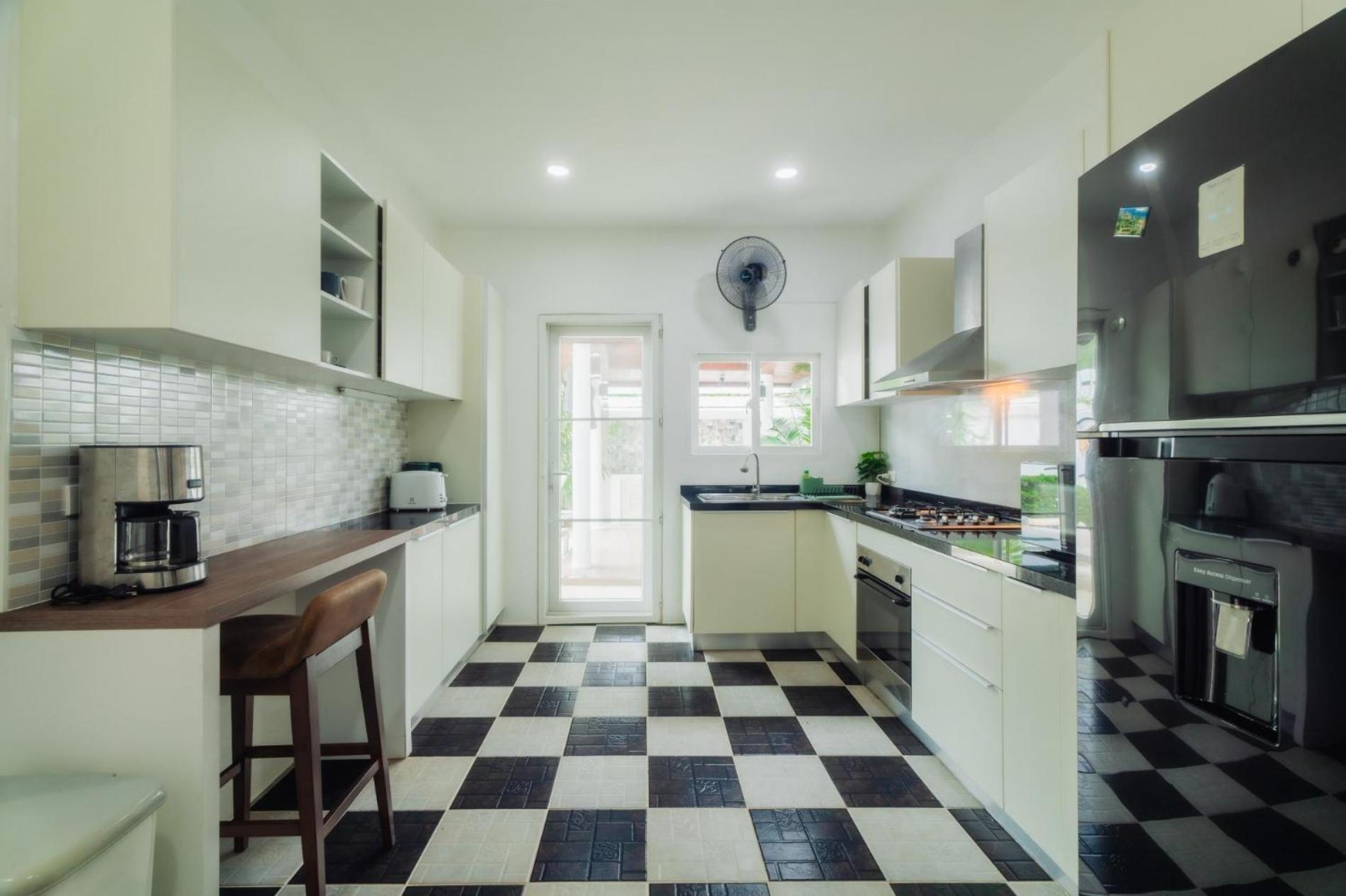 Jasmine Pool Villa In Nai Harn Rawai Zewnętrze zdjęcie